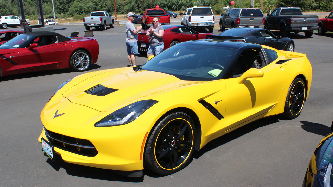 Click to Enlarge-Esc to Close Corvette Generations/C7/C7 2015 Yellow 3.jpg
